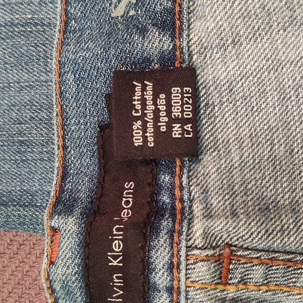 Calvin Klein blue jeans - Picture 3 of 4